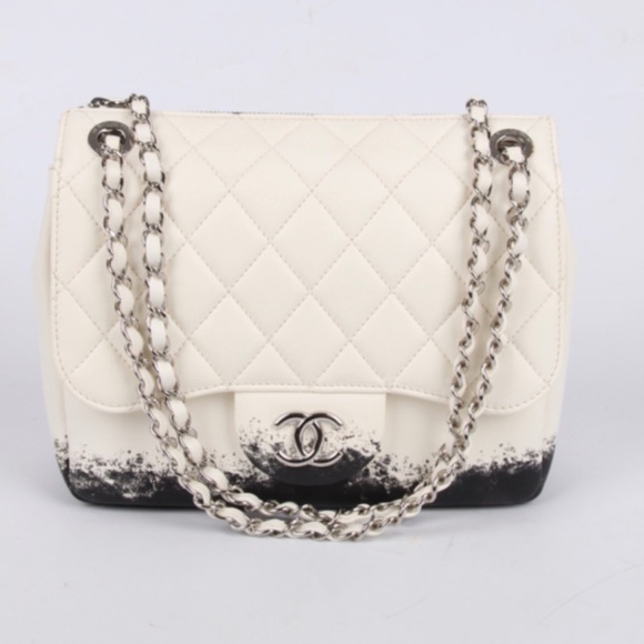 Chanel purse - Picture 4 of 5